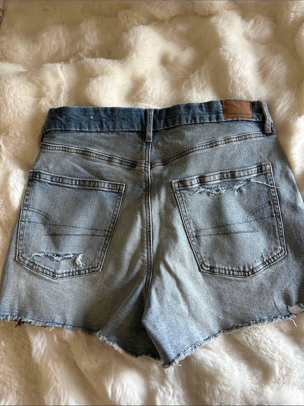 American Eagle Outfitters Light Blue Distressed Denim Shorts with Frayed Hem - Picture 8 of 8